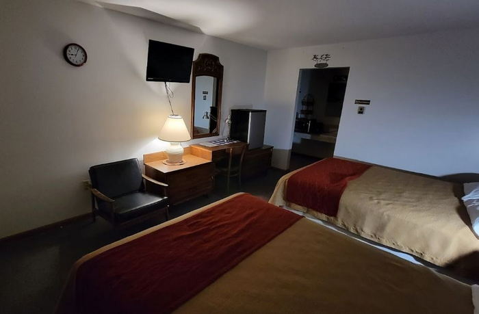 Northwoods Motel - From Web Listing (newer photo)